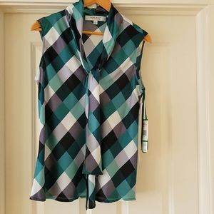 NWT Sleeveless Nine West blouse